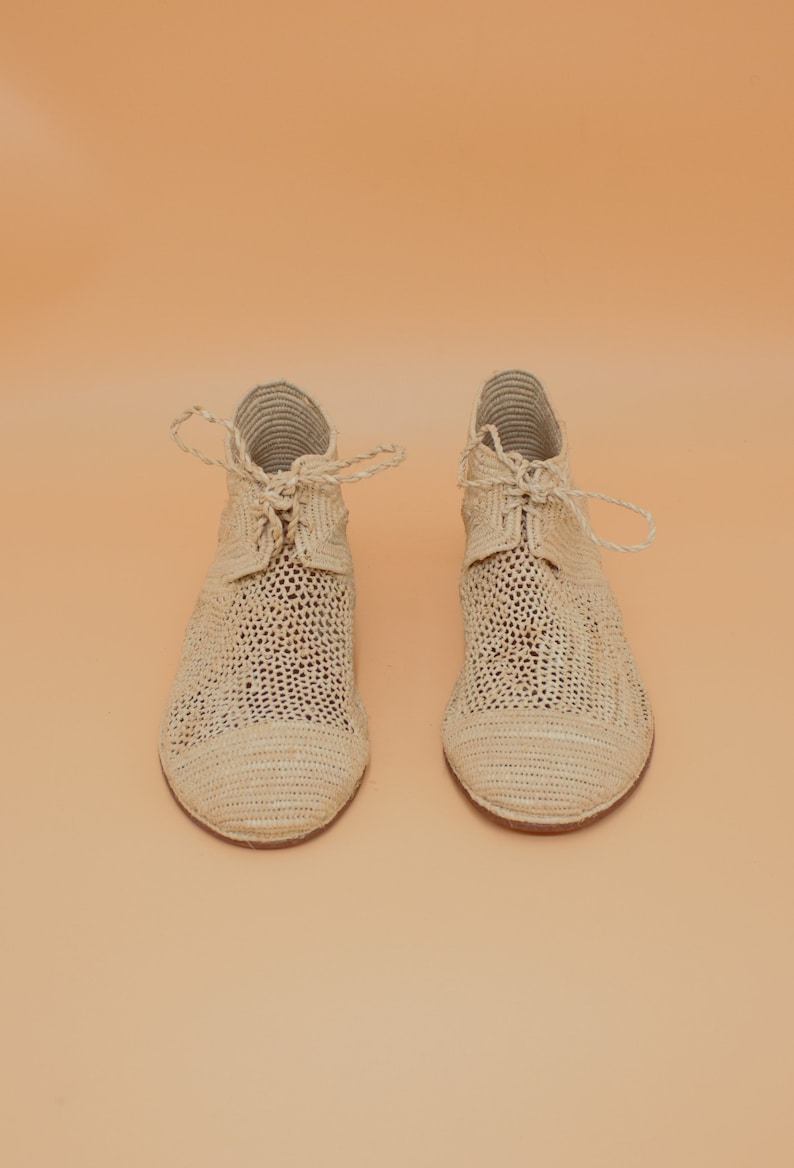 Handmade Raffia Oxford Shoes - Natural Fiber Lace-Up Flats for Women - Breathable and Eco-Conscious Fashion