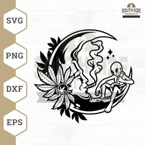 Peut inclure: Illustration en noir et blanc d'un extraterrestre fumant un joint sur un croissant de lune avec un motif de feuille de marijuana. L'extraterrestre porte un bandeau et a une expression détendue.