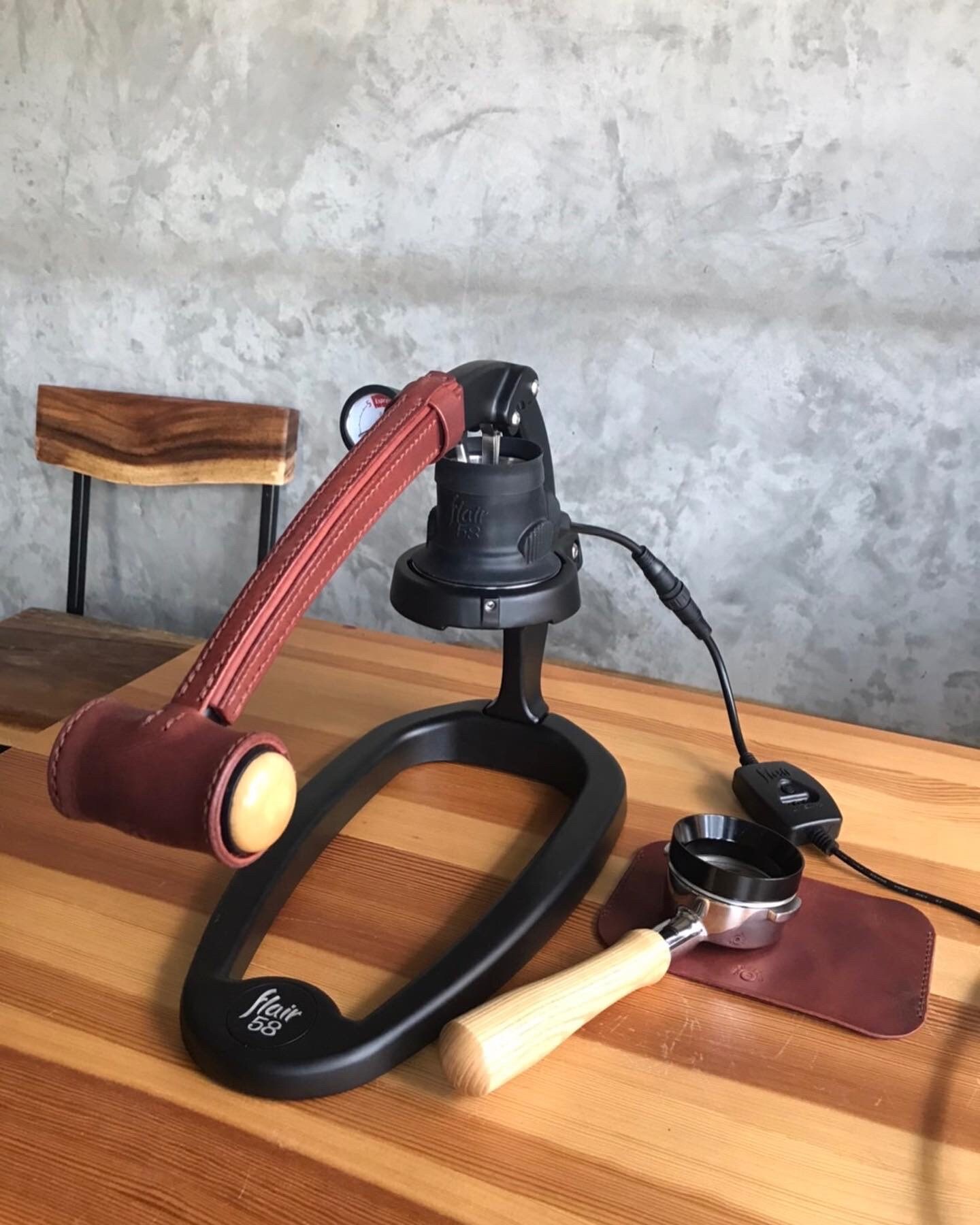 Flair 58 Plus 2 Leather Case Coffee Espresso Machine Flair 58 Plus 2 Leather Case Coffee Espresso Machine