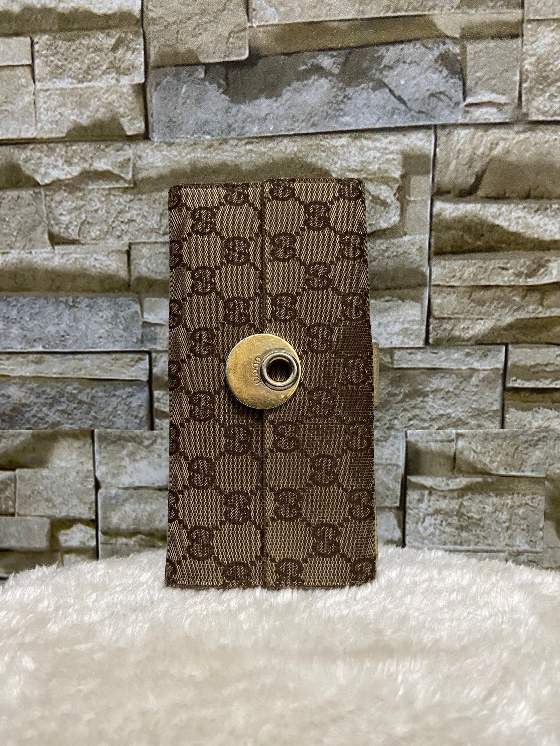 gucci eclipse wallet