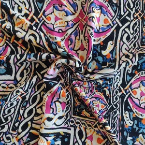 Tejido de viscosa marroquí: confección bohemia, estampado de tapiz