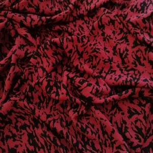 Red & Black Print Viscose Fabric: Lightweight Dressmaking Material