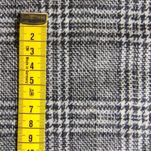 Tela de tweed a cuadros grises para trajes: material clásico de costura para prendas imagen 5