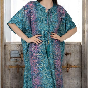 Seiden Kaftan | Frauen lange Kaftan Boho Maxi Kleid, Strand Cover Up, Morgenmantel, Nachtwäsche Loungewear, Spa Wear, Blau, Paisley, Geschenk für Sie