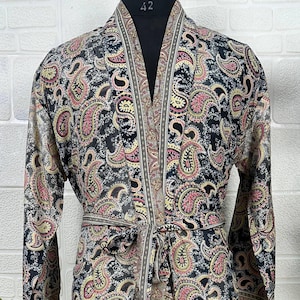 Boho Men&#39;s Silk Kimono Robe: Long Paisley Dressing Gown