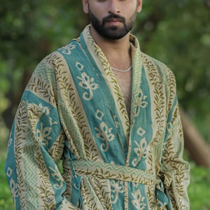 Men’s Striped Cotton Kimono Robe, Long Boho Loungewear with Pockets, One Size Lightweight Breathable Spa Beach Resort Cover Up Dressing Gown