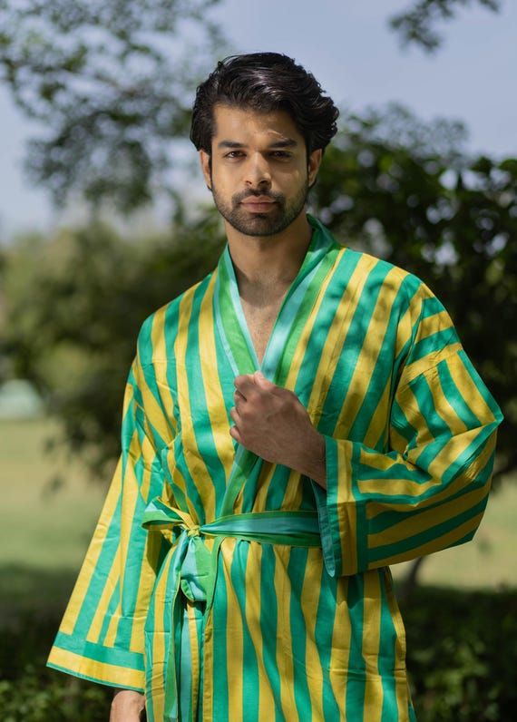 mens dressing gown cotton Pure Boho Kimono Robe, Geometric Japan Haori, Reversible Bathrobe Men Summer Relaxed Fit Loungewear, Beach Coverup Baturina homewear Color:Black - White Is my dress too comingsoon: Fully lined in pure