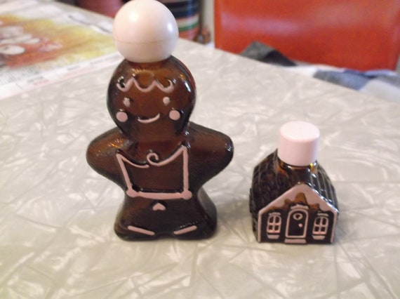 Vintage Avon Gingerbread Man and House Cologne Bo… - image 7