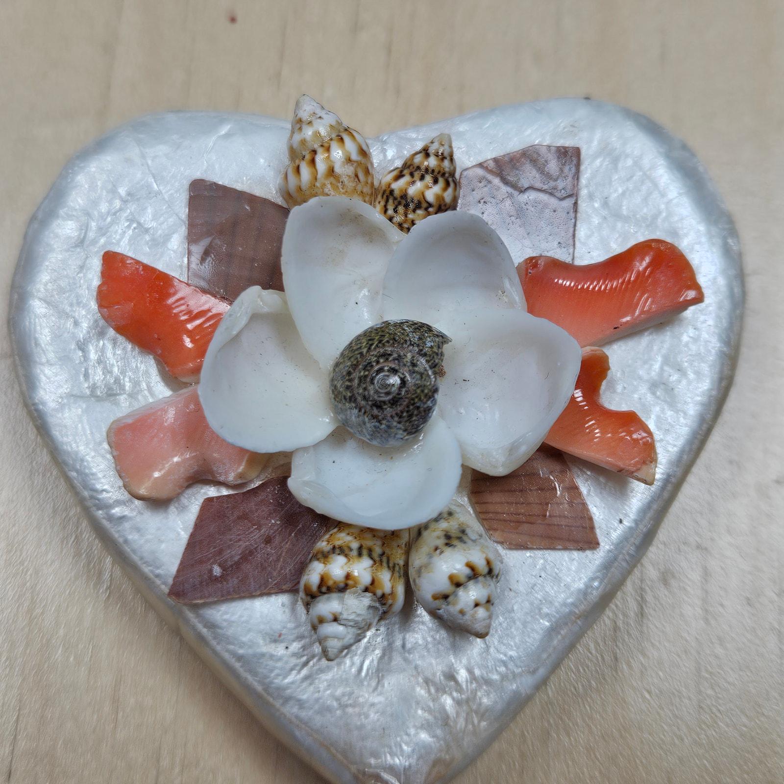 Vintage White Capiz Shell Heart Shaped Trinket Box Shell Flowers READ ...