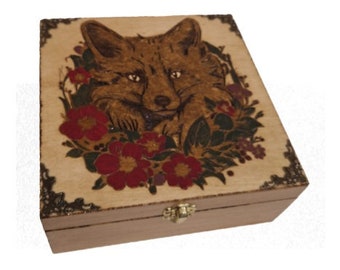 Boîte en bois gravée renard avec ornement de fleurs type boite à thé, bijoux, souvenirs cadeaux naissance bébé enfant