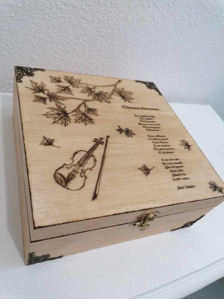 Boîte de Rangement en Bois Gravée Violon Feuille Érable d'automne et Poème Paul Verlaine Chanson Thé