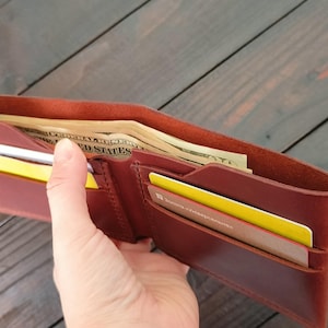Cartera de hombre personalizada, cartera de cuero con una condición dañina, cartera de cuero, cartera de cuero fina, cartera de cuero minimalista. Regalo de padrinos de boda