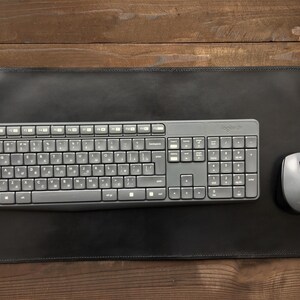 Stitched leather desk mat, various sizes and colors. image 6