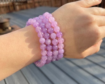 Lilac amethyst bracelets, gemstone bracelets, lilac amethyst, crystal healing, 8mm beaded bracelet, Peace stone, "Violet flame" stone