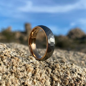 Hammered Tungsten Wedding Band, Hammered Wedding Ring, Mens Wedding Band, 6mm Silver with Rose Gold Band, Male Ring, Unique Wedding Band image 3