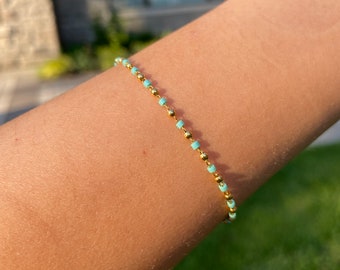 Gold Bracelet / Beaded Bracelet / Blue and Gold Chain / Gold Plated Jewelry / Gift / Chain / Gold and Turquoise