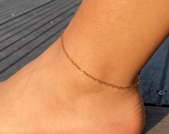 Gold Anklet / Twist Chain Anklet / Singapore Chain / Gift / Gold Chain / Dainty Anklet / Dainty chain / Golden Anklet / Gift for her