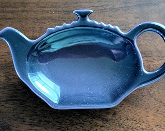 Le Creuset Purple Stoneware Teapot Shaped Tea Bag Holder or Spoon Rest