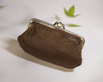 Vintage Brown Leather Wallet with 2 Compartments. Kiss lock.