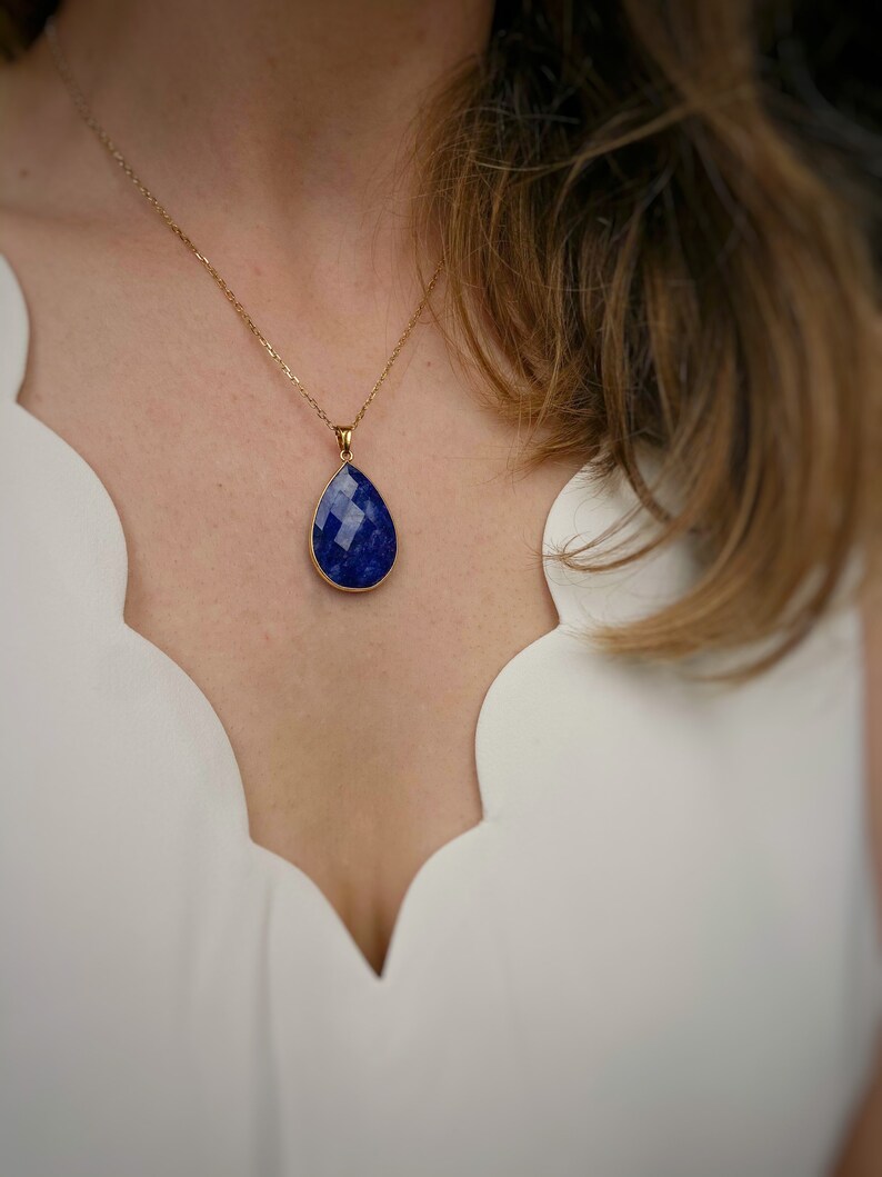tear shape sapphire jewellery gold necklace gemstone pendant handmade natural stone rare necklace Sapphire gold chain necklace