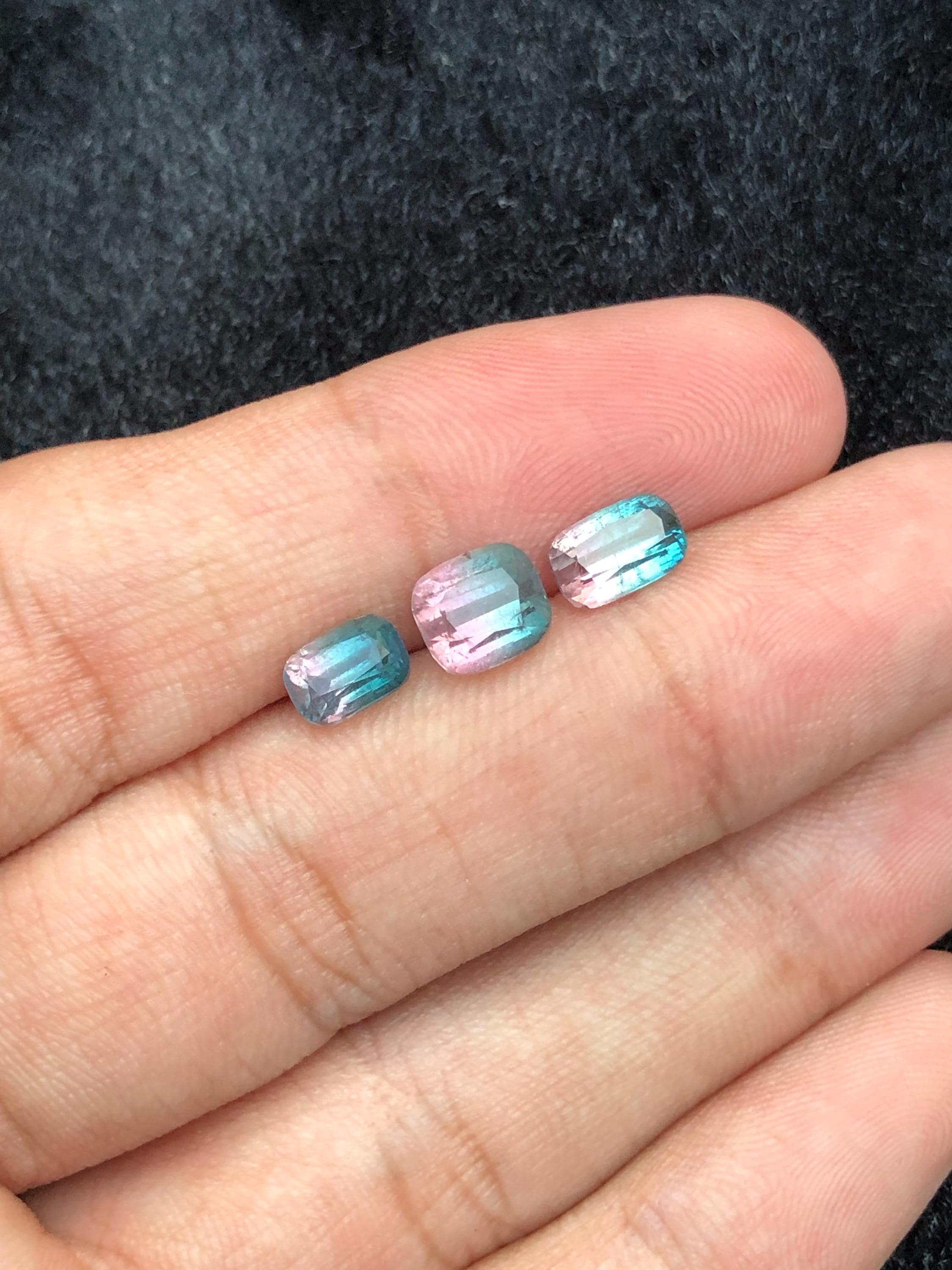 ネオンブルーとピンクのバイカラートルマリン - Etsy 日本
