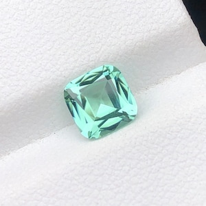 Seafoam Tourmaline Gemstone: 1.2 ct, 6.5mm