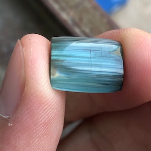 6 carats beautiful catseye tourmaline ethically sourced.