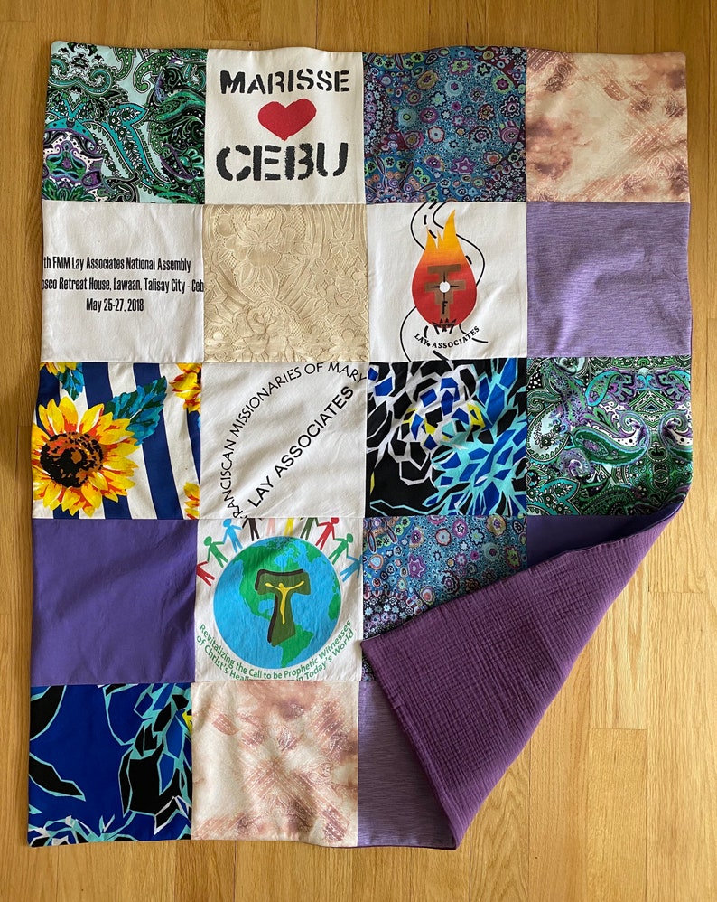 Memory T-shirt Blanket, Memory Blanket, T-shirt Quilt, Custom Made Quilt image 4