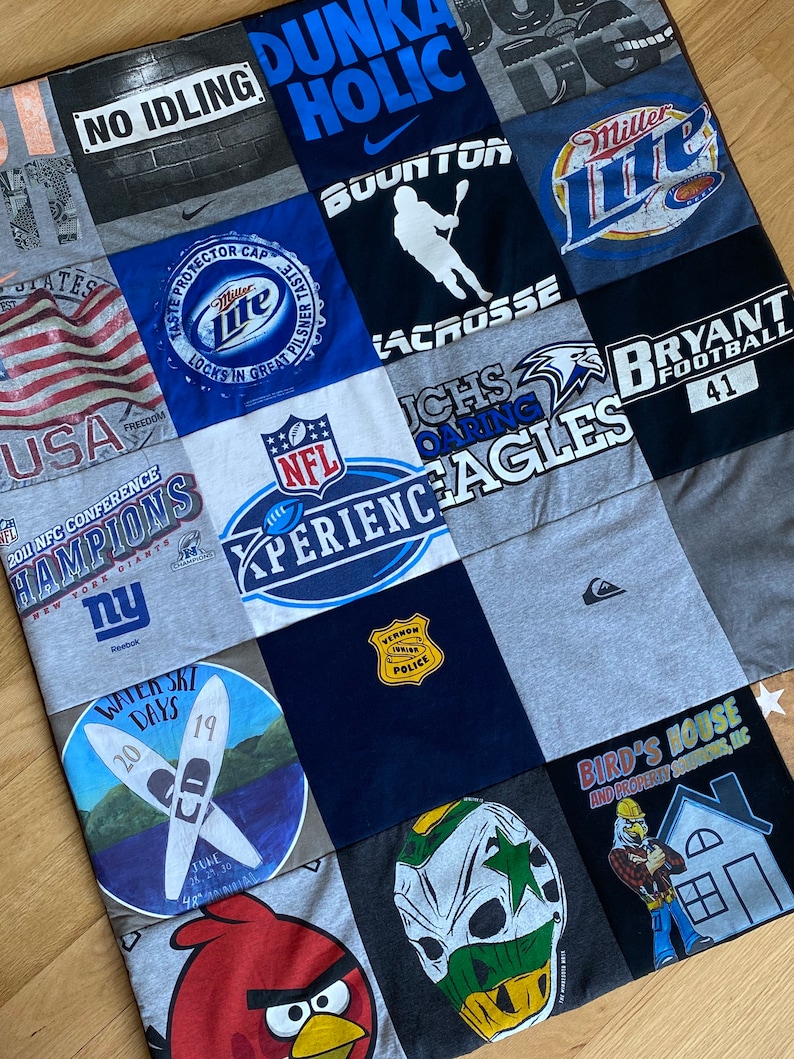 Memory T-shirt Blanket, Memory Blanket, T-shirt Quilt, Custom Made Quilt image 3