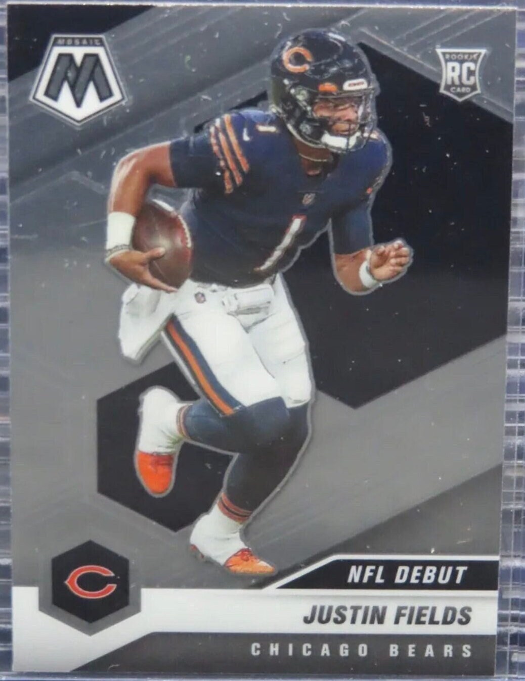 Justin Fields Rookie Card 2021 Panini Mosaic NFL Debut Mint