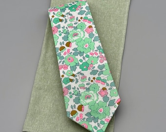 Liberty of London Men's Necktie - Beaming Blossoms