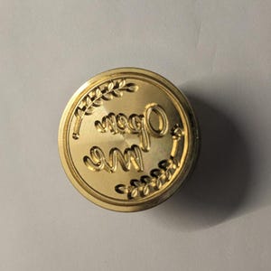 Timbro in ceralacca "Open Me" invito a nozze"; 25 mm; senza manico, San Valentino, invito a nozze, fidanzamento, compleanno