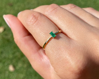 Baguette Emerald Ring in 14k Yellow Gold, Emerald Stackable Ring, Thin Matching Ring, May Birthstone Emerald Ring, Dainty Solitaire Ring