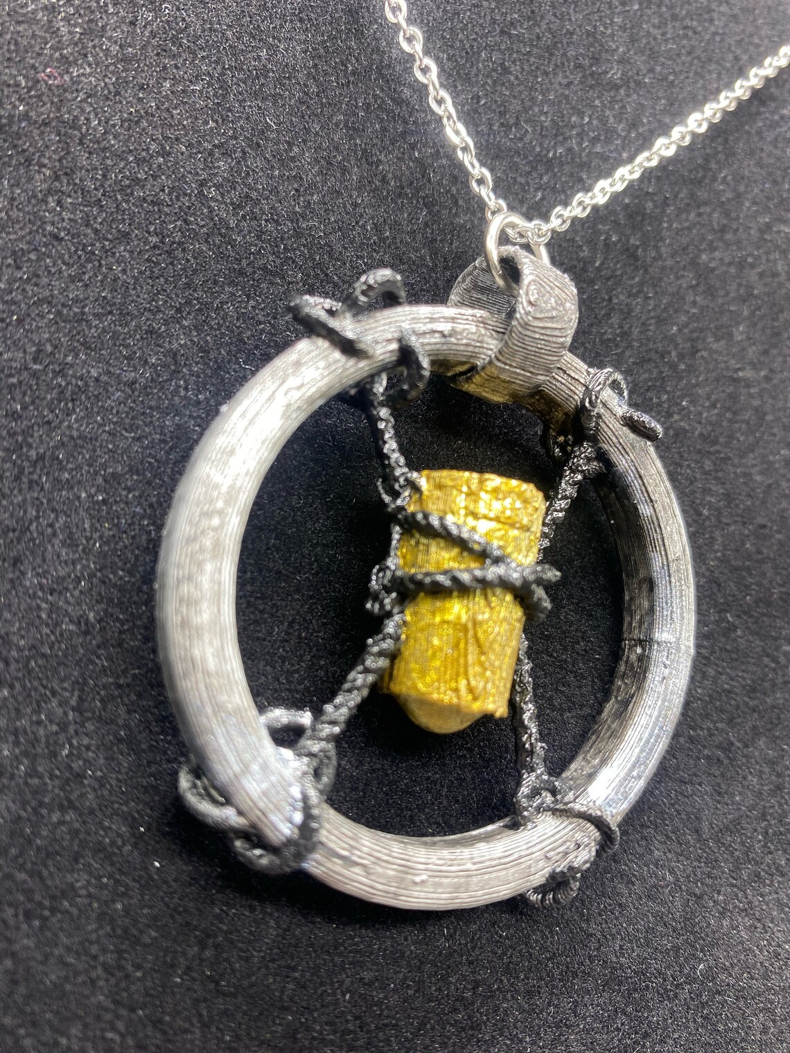 V's bullet necklace from Cyberpunk 2077 Etsy Italia