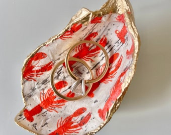 Decoupage Oyster Shell Ring Dish with Red Lobster - Jewelry Dish, Trinket Dish, Hostess, Coastal Gift, Ring dish, Bridesmaid, Wedding