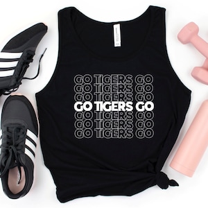 Go Tigers Go, Vintage Memphis Tee, University of Memphis, Memphis State Tee, Memphis Tigers Tee, U of M Shirt, Memphis Game Day Shirt, 901