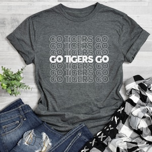 Go Tigers Go, Vintage Memphis Tee, University of Memphis, Memphis State Tee, Memphis Tigers Tee, U of M Shirt, Memphis Game Day Shirt, 901