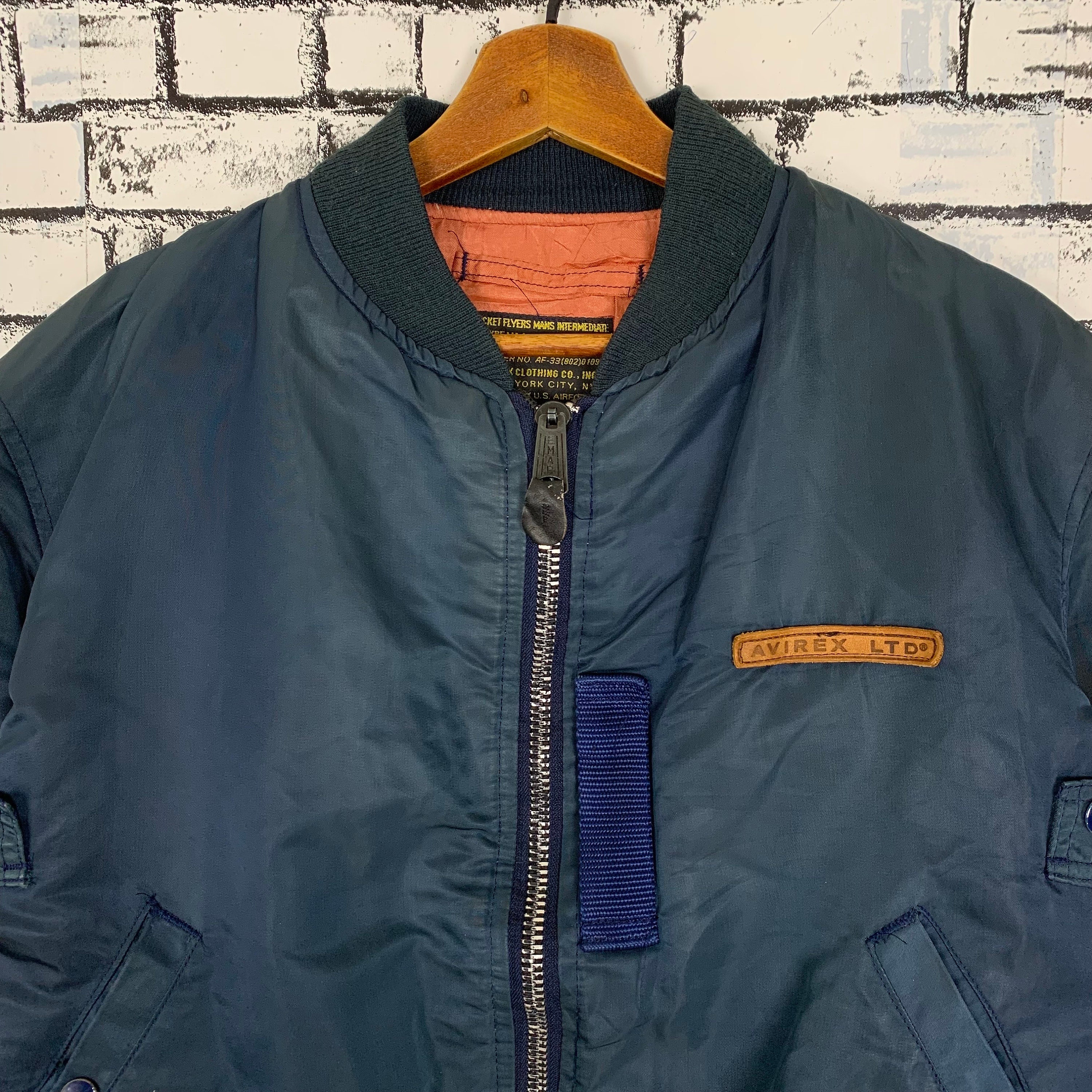 ジャケット・アウター AVIREX reversible ma-1 flightjacket navy AVIREX アヴィレックス L-2 BLUE ANGLES F-14 中綿なし ブルゾン