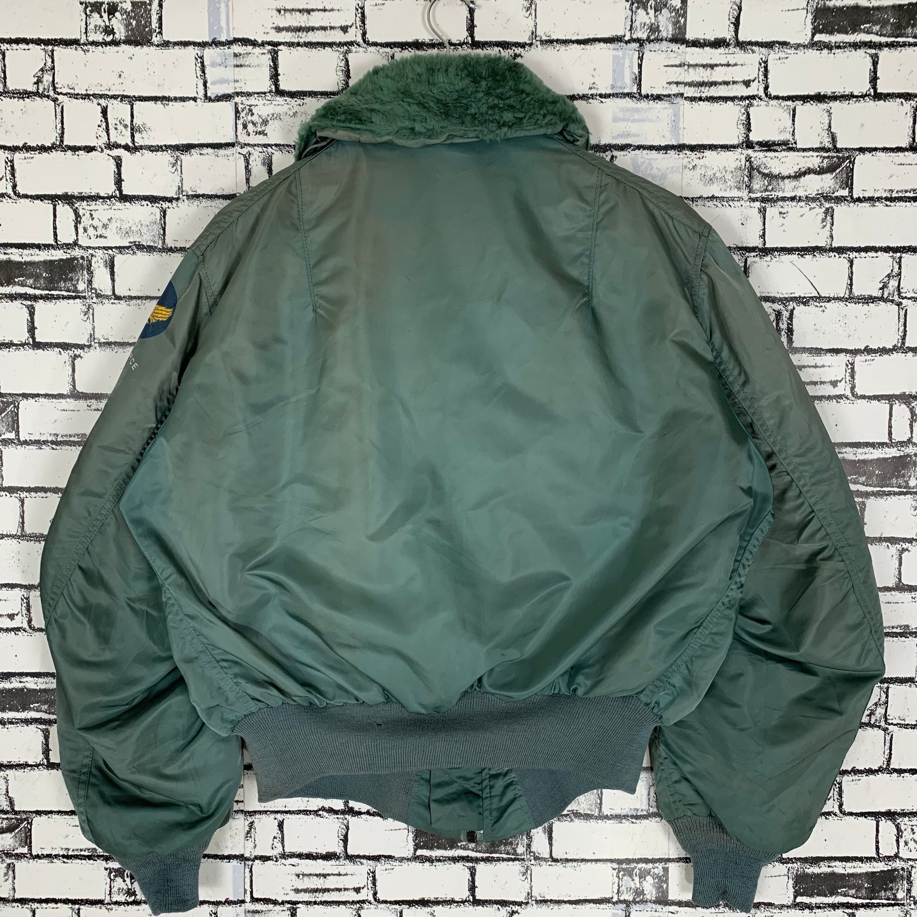 Vintage Alpha Industries U.S Air Force Type B-15D Bomber Flight