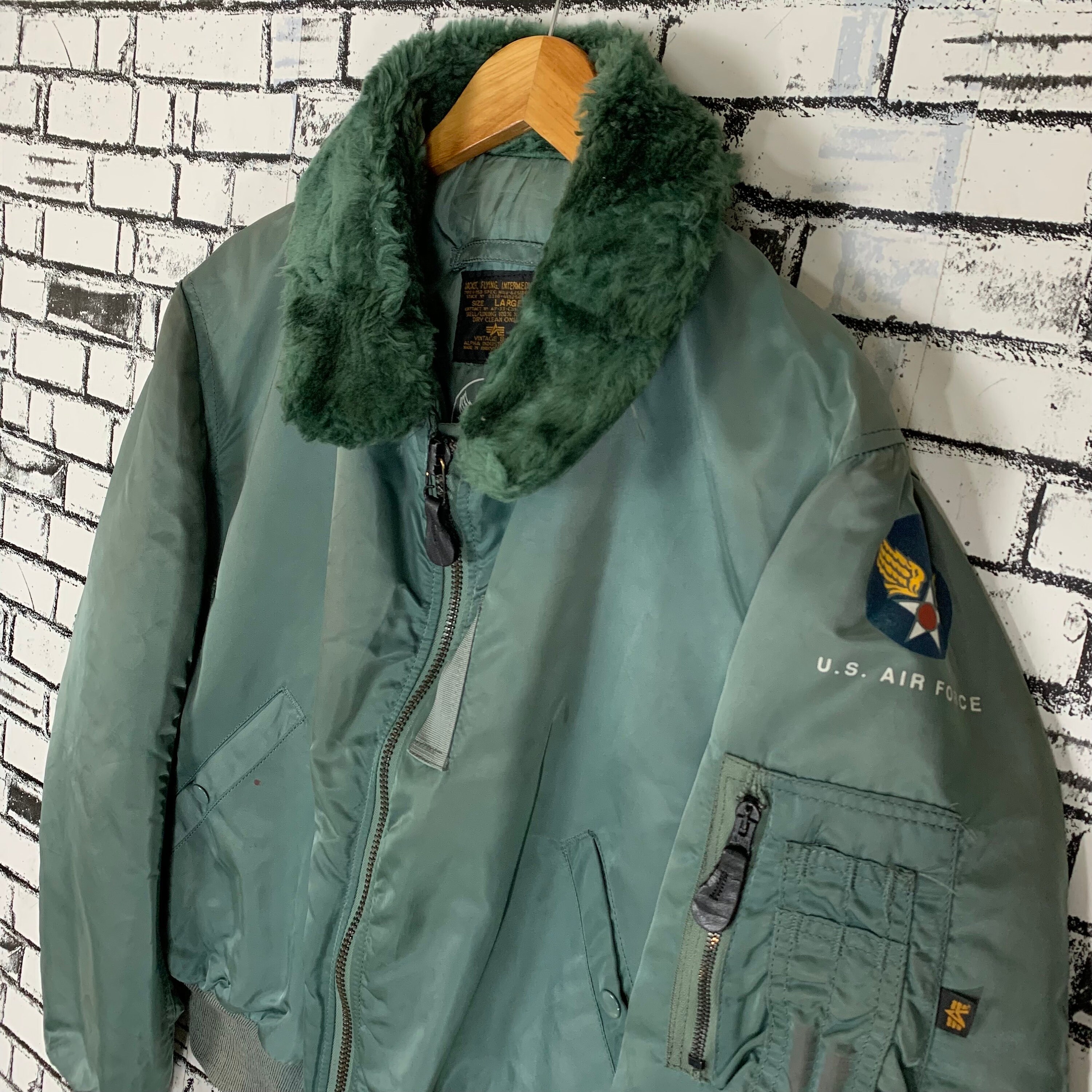 Vintage Alpha Industries U.S Air Force Type B-15D Bomber Flight