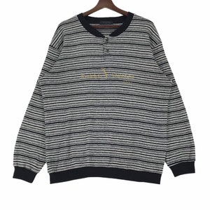 Vintage 90s Rudolph Valentino Collar Sweatshirt Embroidery Small Logo Spellout Rudolph Valentino Pullover Large Size Vintage Sweatshirt.