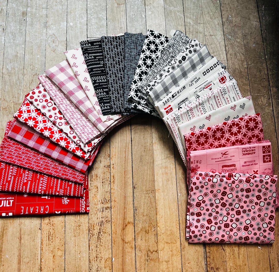 Threads Collection By Moda Threads Fat Quarter Bundle, Sweetwater Fabric Bundle, 24 Fat Quarters ...