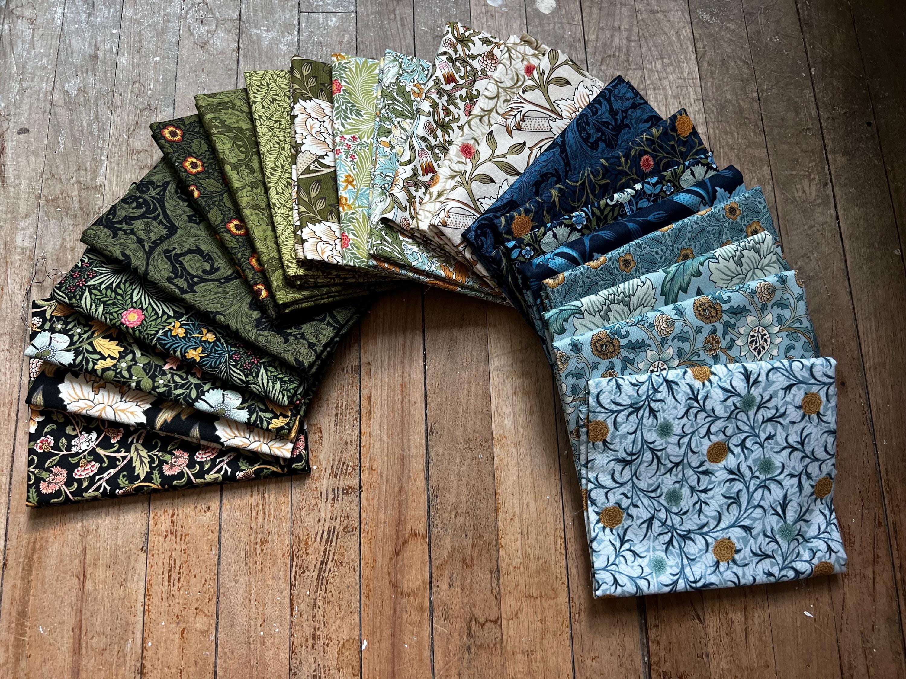 Lote de 22 cuartos de tela de Morris Manor Best of Morris Fat Quarter, 5,5 yardas en total, tela floral tradicional para colchas, de Barbara Brackman
