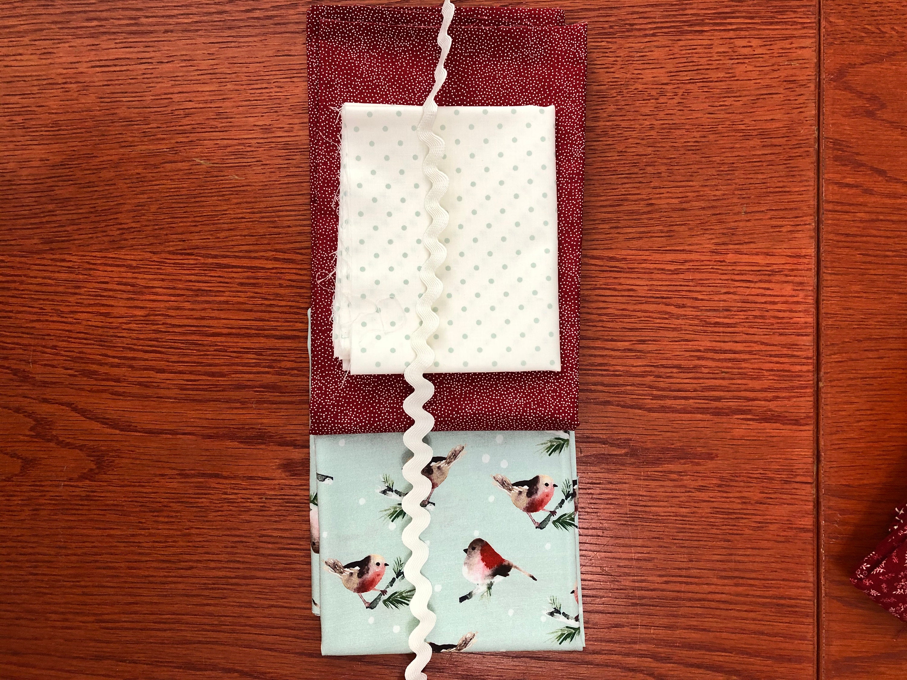 Holiday Table Runner Quilt Kit, Winter Woods Table Runner Kit