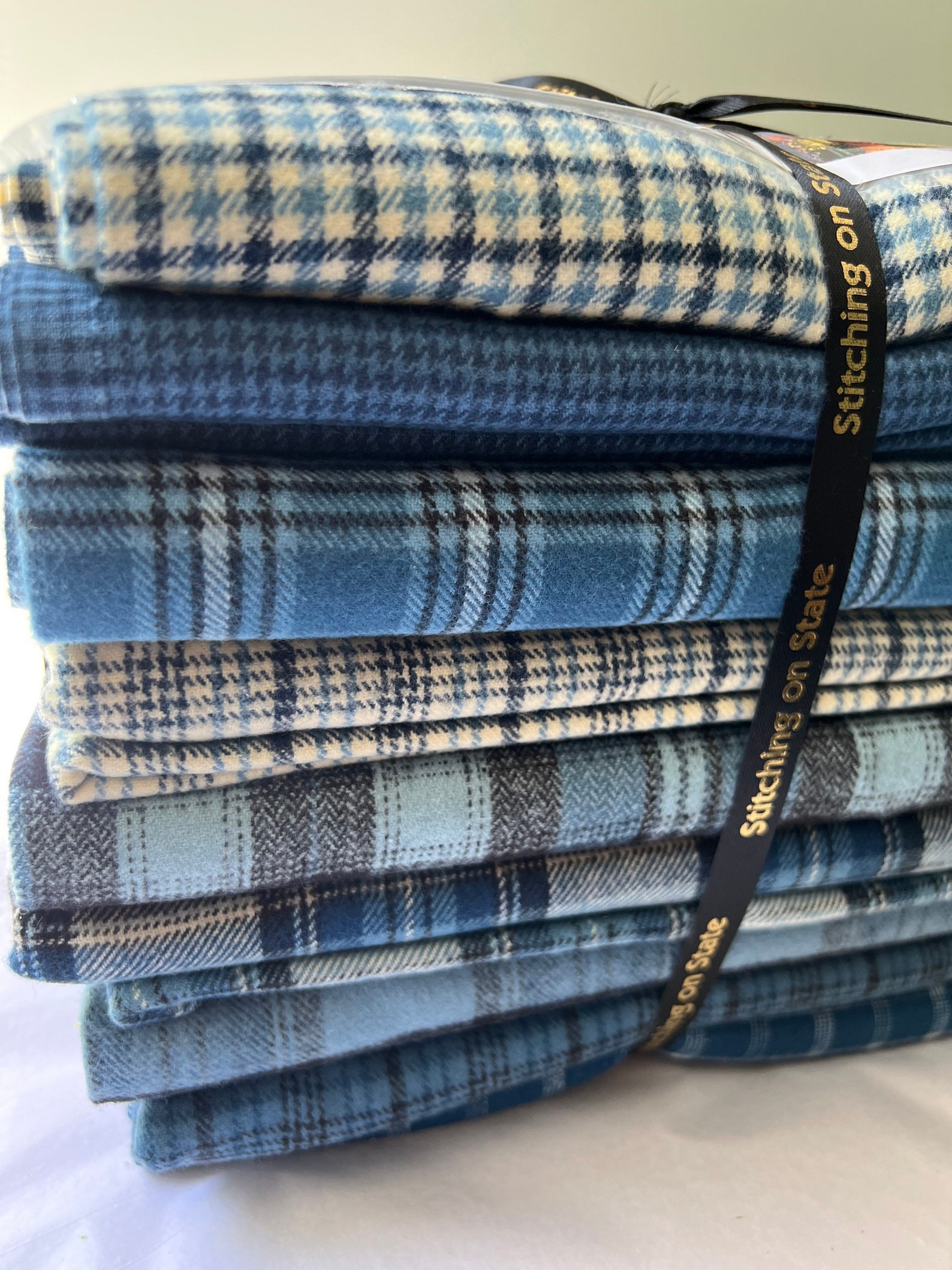 Flannel Rag Quilt Kit, Rag Time Quilt Pattern & Kit, Flannel Rag Quilt Kit, Lap Quilt, Plaid