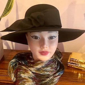 Canadian Hat Andre - Etsy display picture 1