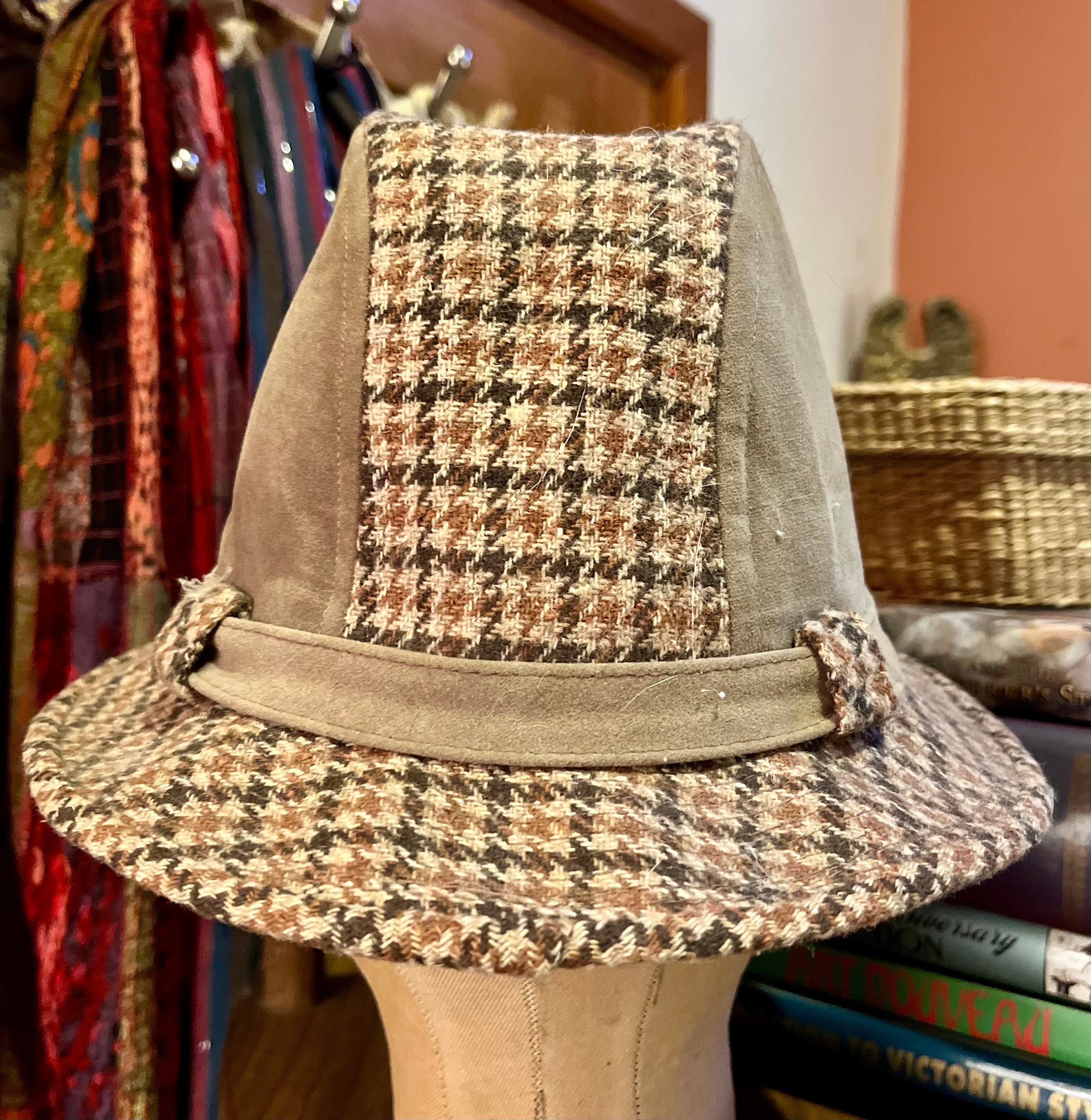 VTG United Hatters Tweed Houndtooth Unisex Retro Hat Vintage United Hatters Cap and Millinary Suede and  main image 2