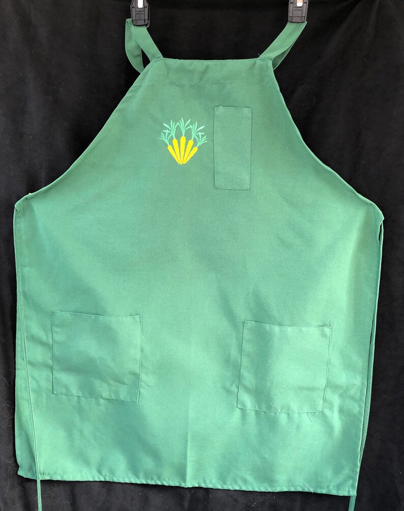 Apron Embroidered Carrots image 2