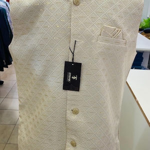 Designer Golden Men Vests- Men Vests- Wedding Vest, Kurta Pajama Vest, Prom Party Dress, Casual Wear (Size available 38,40,42,44,46)