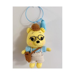 Handmade Winnie the Pooh Keychain Set, Couple Design, Cute Crochet Accessories, Two Styles Available, Perfect Gift for Disney Fans & Kids